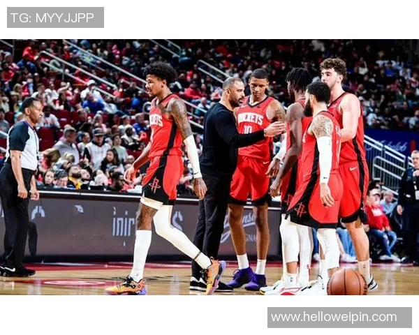 火箭队与太阳队激战11月17日精彩视频回顾与精彩瞬间分析